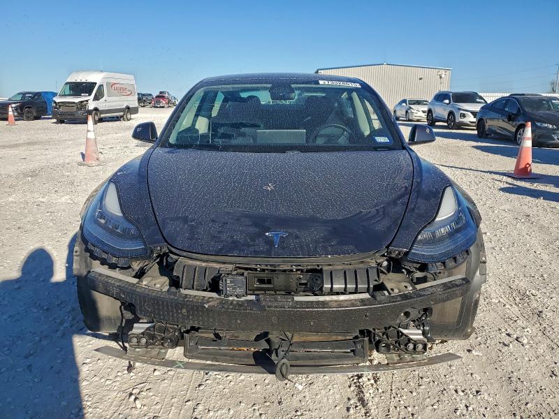 Фото 5 - TESLA MODEL 3