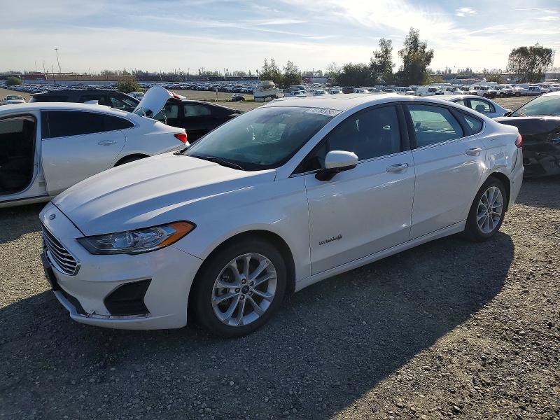 Фото 1 - FORD FUSION