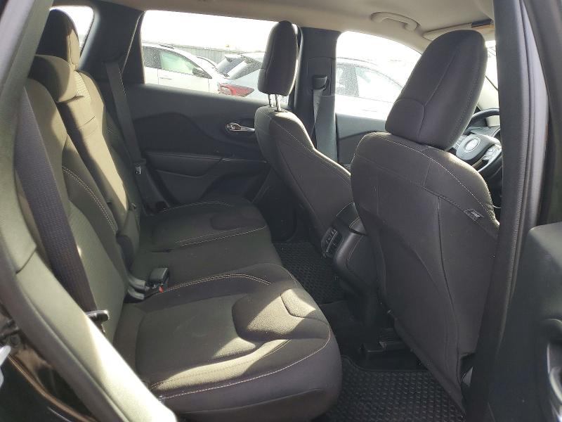 Фото 11 - JEEP GRAND CHER