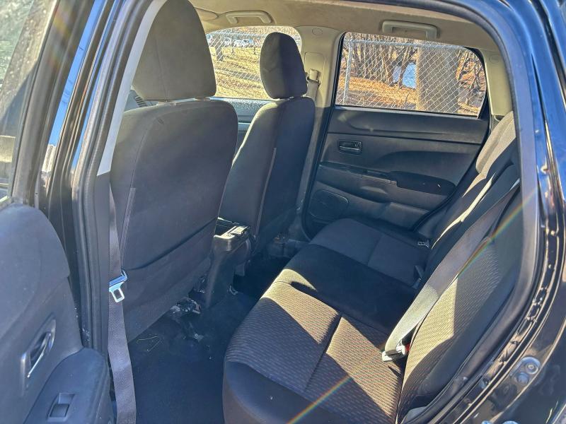 Фото 6 - MITSUBISHI OUTLANDER