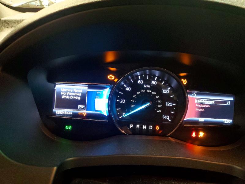 Фото 9 - FORD EXPLORER