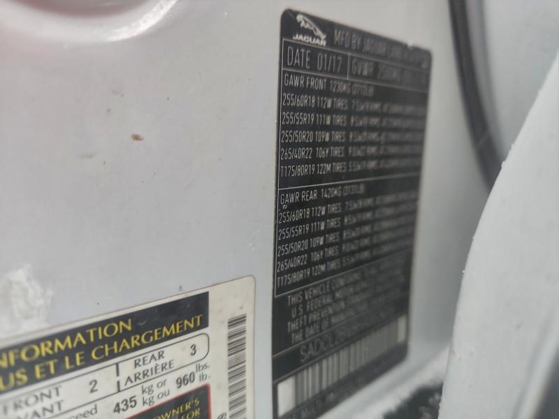 Фото 13 - JAGUAR F-PACE