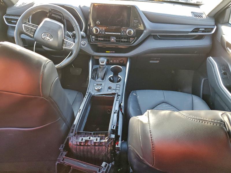 Фото 8 - TOYOTA HIGHLANDER