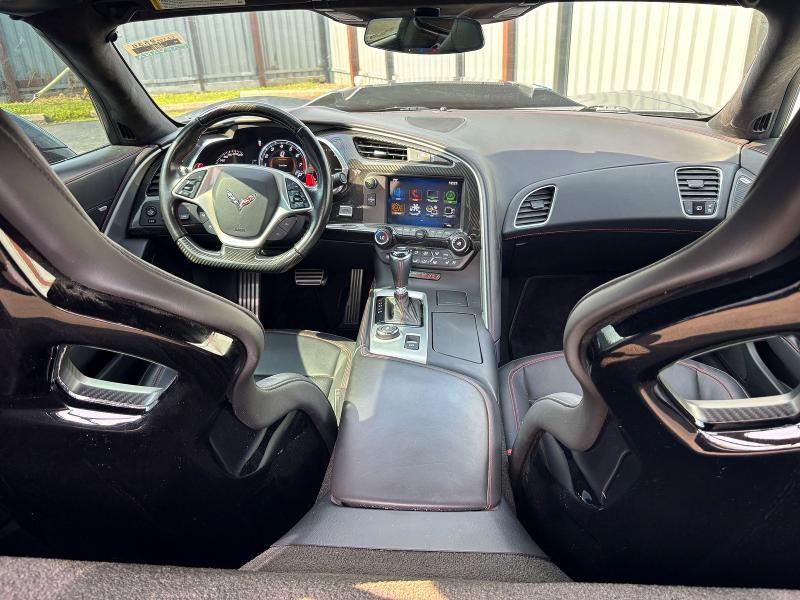 Фото 9 - CHEVROLET CORVETTE