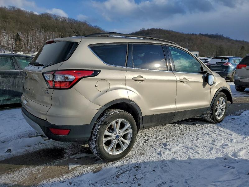 Фото 3 - FORD ESCAPE