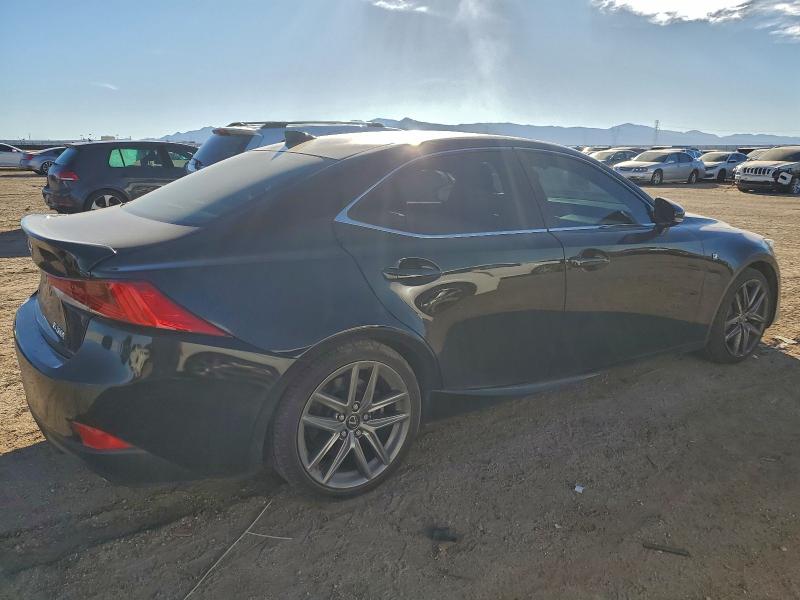 Фото 3 - LEXUS IS