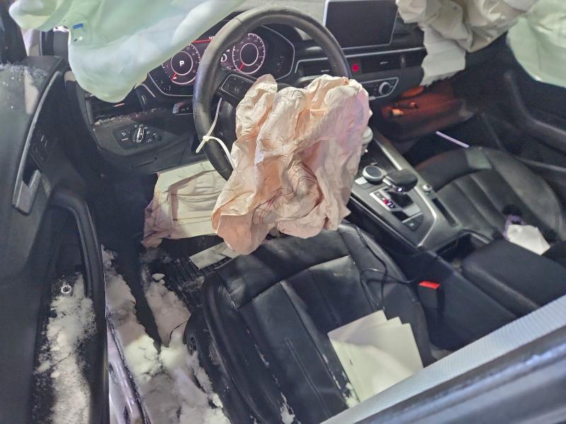 Фото 8 - AUDI A4