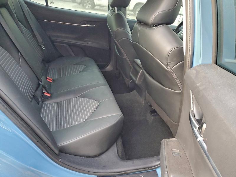 Фото 10 - TOYOTA CAMRY