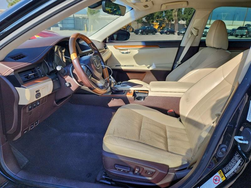 Фото 7 - LEXUS ES300