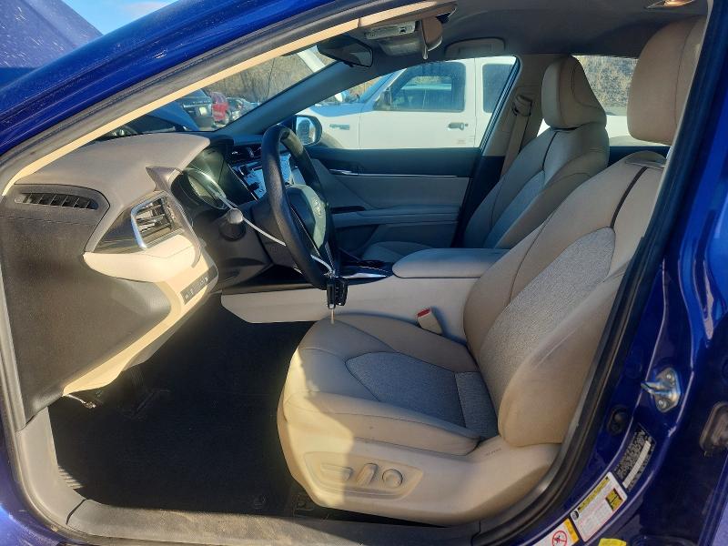 Фото 7 - TOYOTA CAMRY