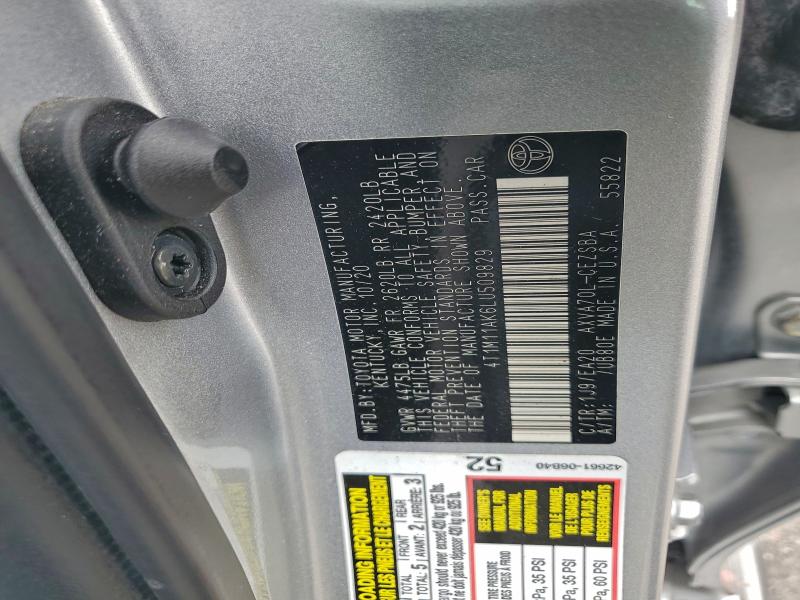 Фото 12 - TOYOTA CAMRY