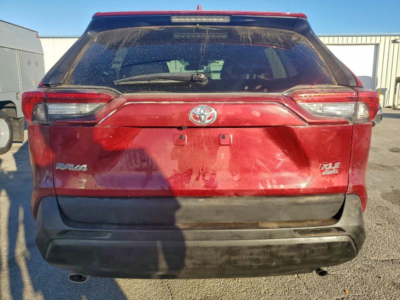 Фото 6 - TOYOTA RAV4