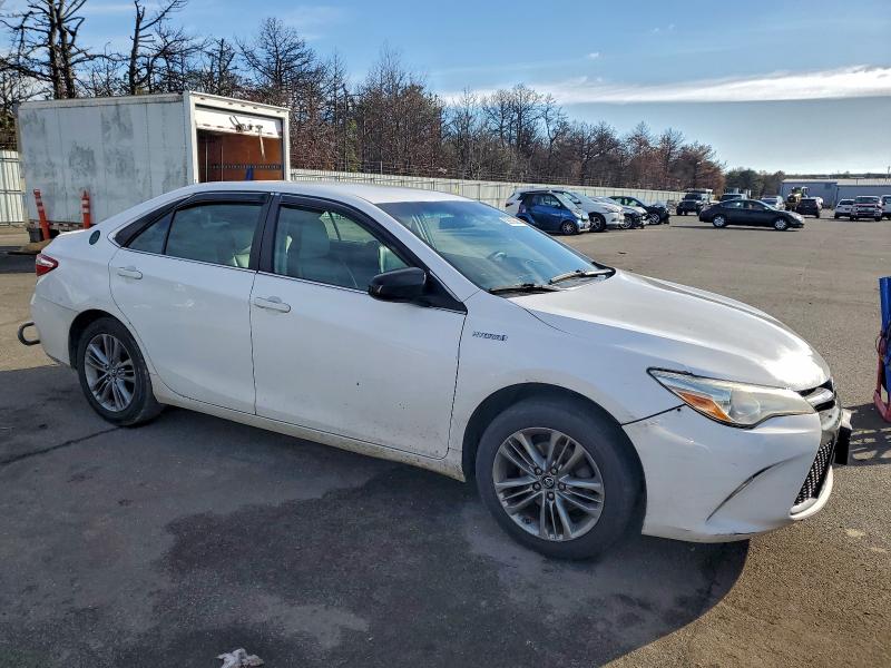 Фото 4 - TOYOTA CAMRY