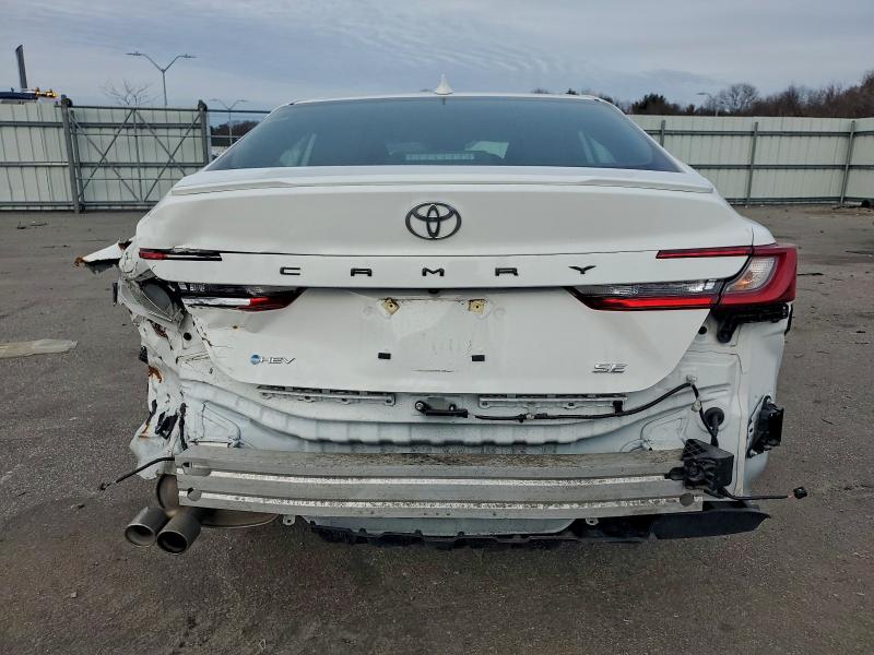 Фото 6 - TOYOTA CAMRY