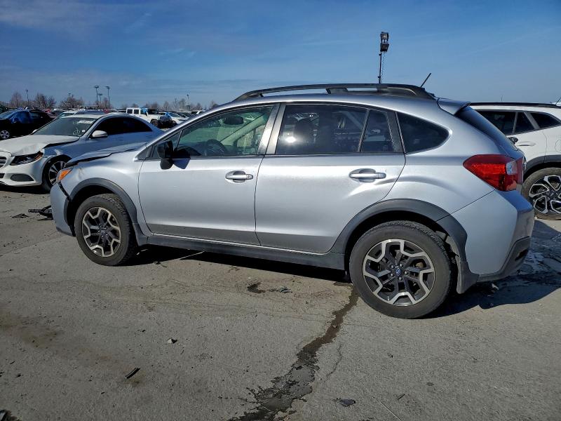 Фото 2 - SUBARU CROSSTREK