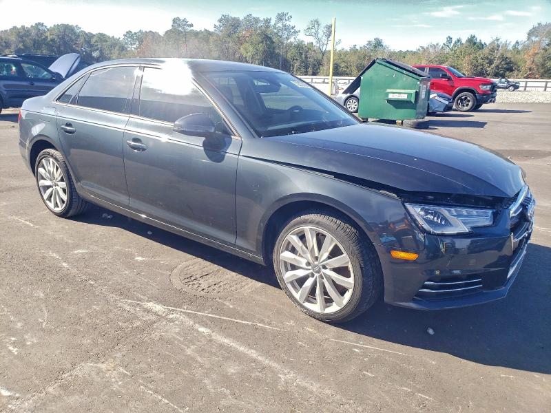 Фото 4 - AUDI A4