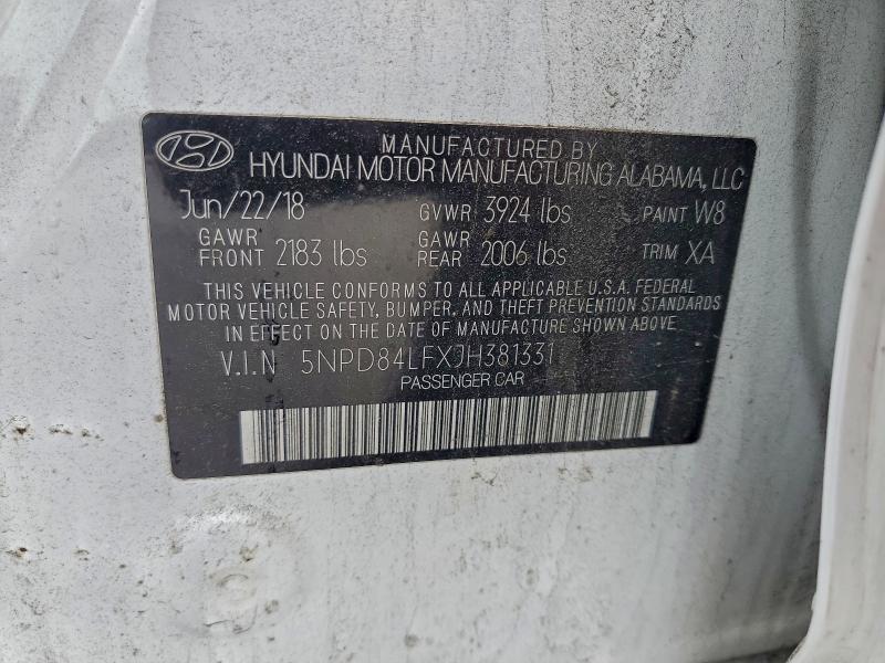 Фото 13 - HYUNDAI ELANTRA