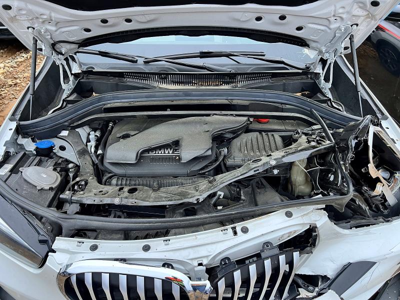 Фото 12 - BMW X1