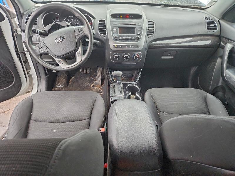 Фото 8 - KIA SORENTO