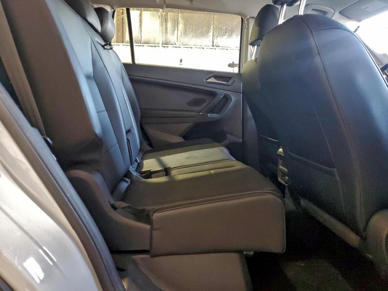 Фото 11 - VOLKSWAGEN TIGUAN