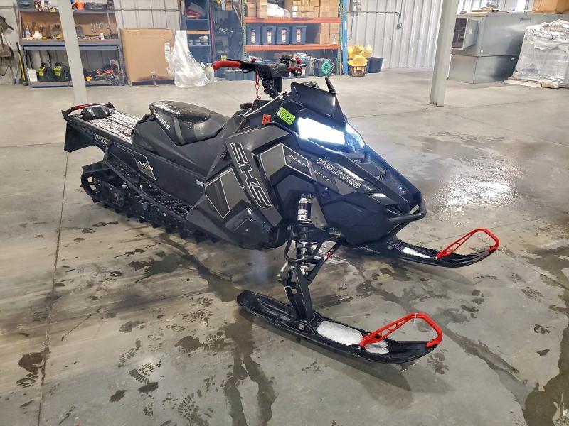 POLARIS SNOWMOBILE 2018