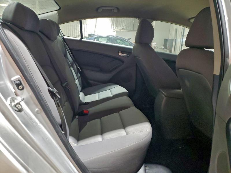 Фото 10 - KIA FORTE