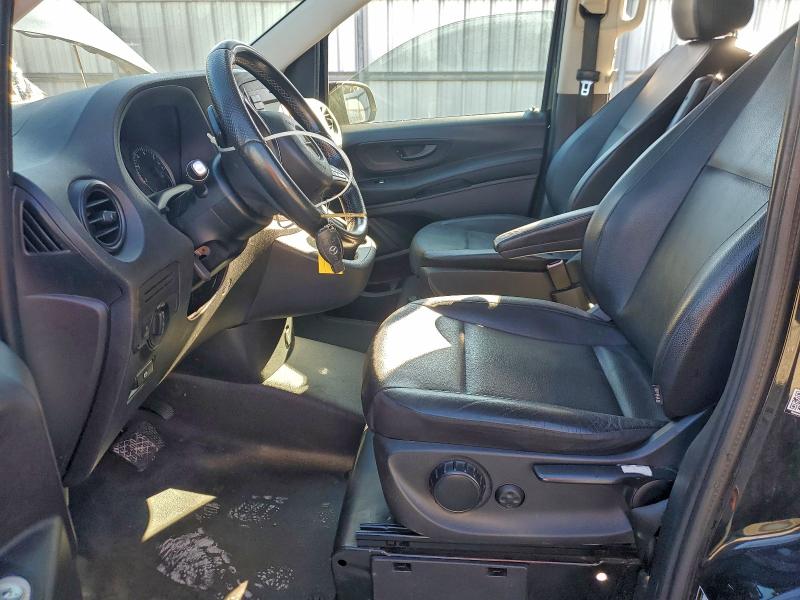 Фото 7 - MERCEDES-BENZ METRIS