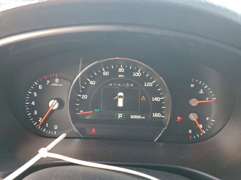 Фото 9 - KIA SORENTO