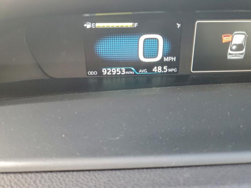 Фото 9 - TOYOTA PRIUS