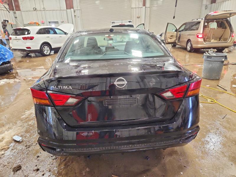 Фото 6 - NISSAN ALTIMA