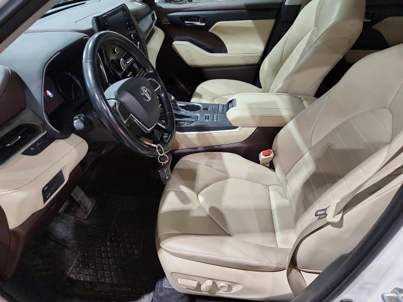 Фото 7 - TOYOTA HIGHLANDER