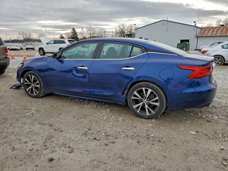 Фото 2 - NISSAN MAXIMA