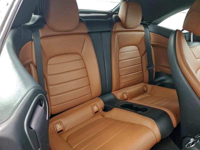 Фото 10 - MERCEDES-BENZ C-CLASS