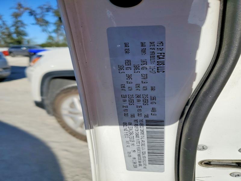 Фото 13 - JEEP COMPASS