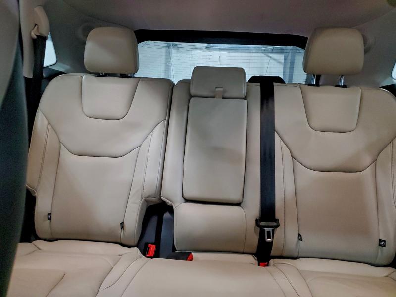 Фото 10 - FORD EDGE