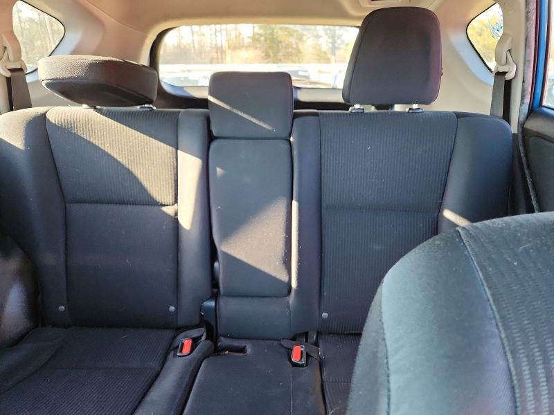 Фото 10 - TOYOTA RAV4