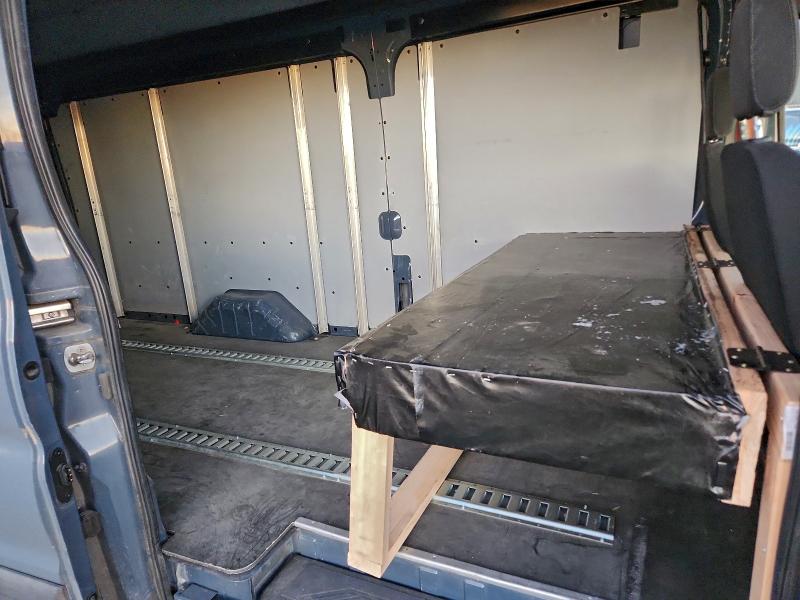 Фото 10 - FORD TRANSIT