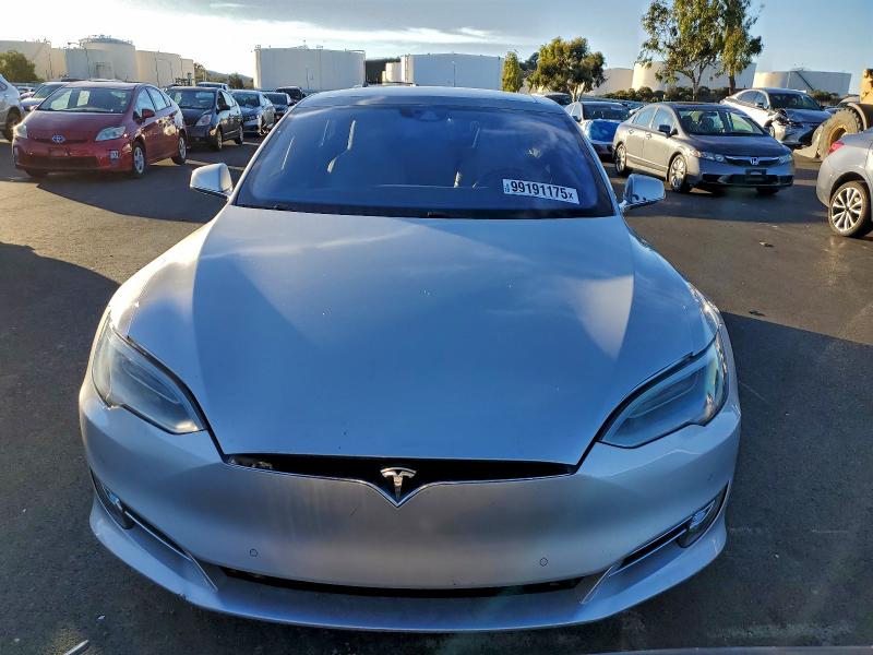 Фото 5 - TESLA MODEL S