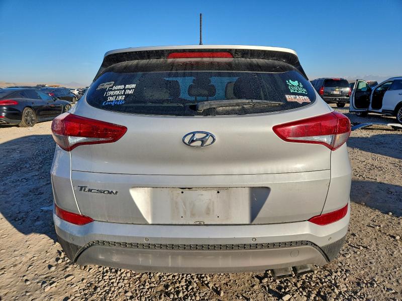 Фото 6 - HYUNDAI TUCSON