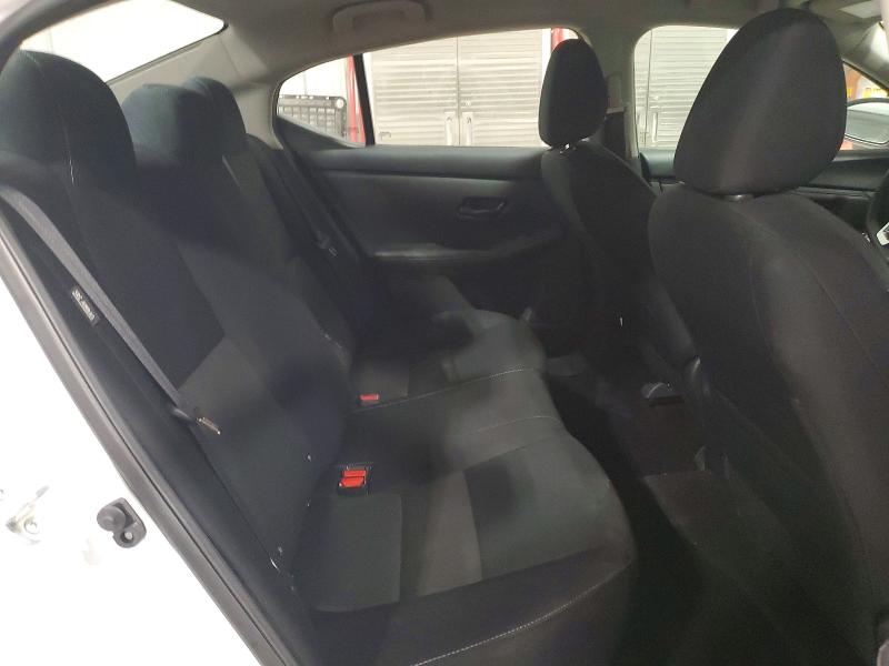 Фото 10 - NISSAN SENTRA