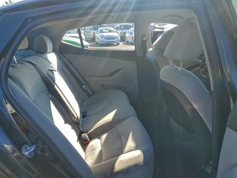 Фото 10 - KIA OPTIMA