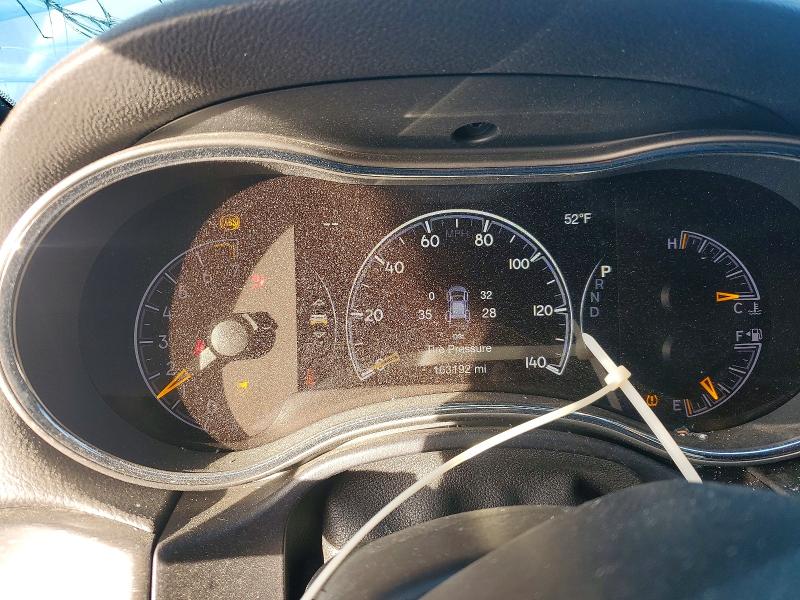 Фото 9 - JEEP GRAND CHER