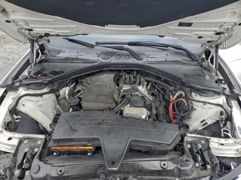 Фото 11 - BMW 3 SERIES