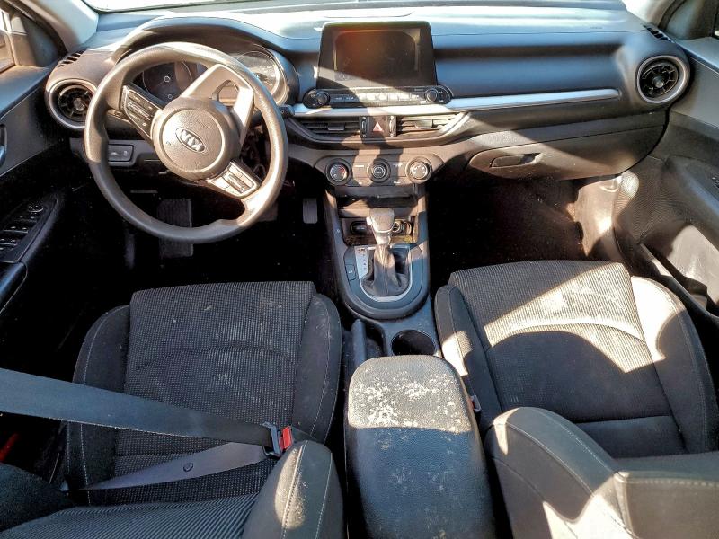 Фото 8 - KIA FORTE