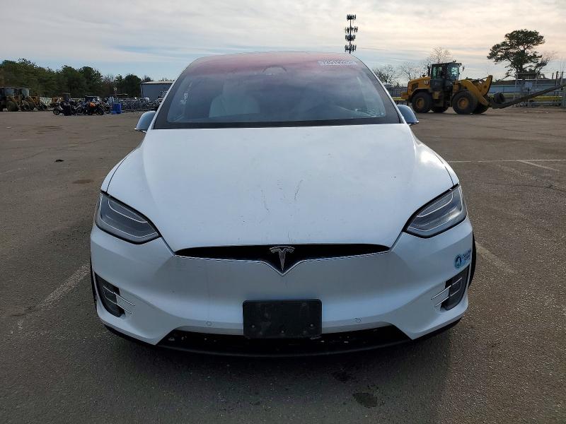 Фото 5 - TESLA MODEL X