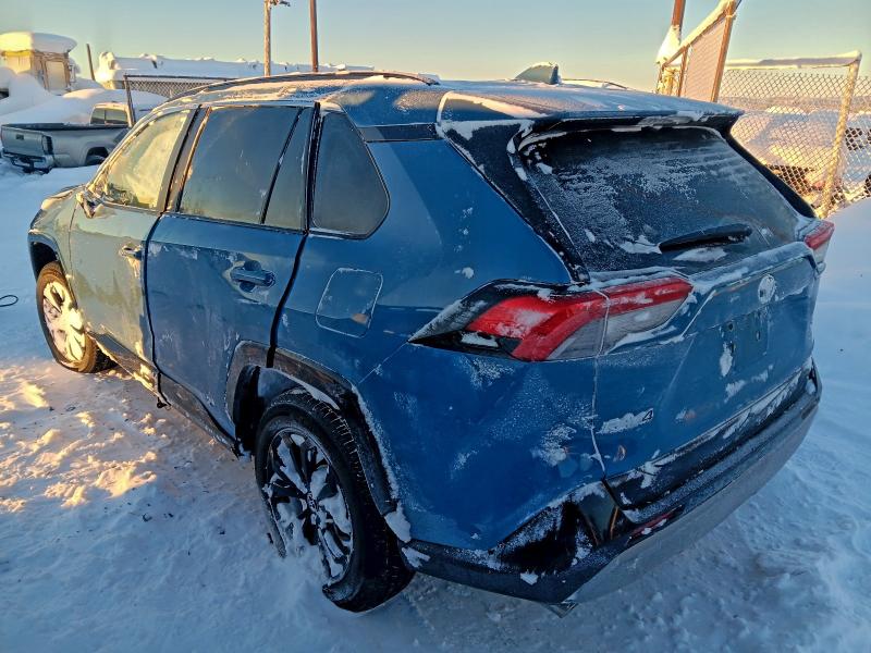 Фото 2 - TOYOTA RAV4