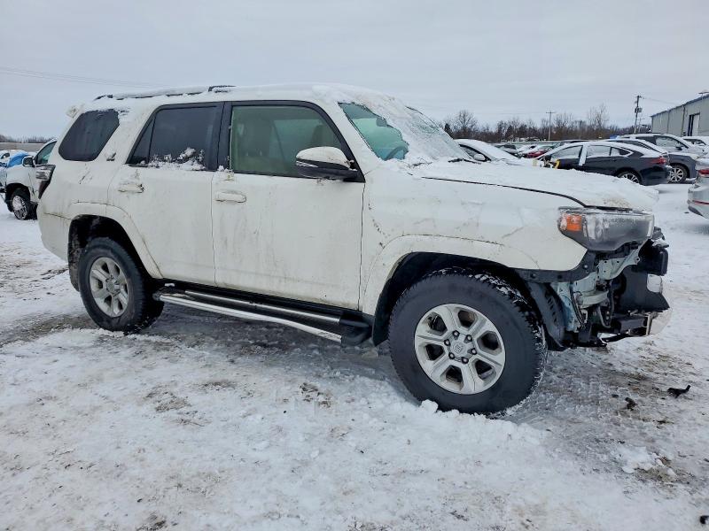 Фото 4 - TOYOTA 4RUNNER