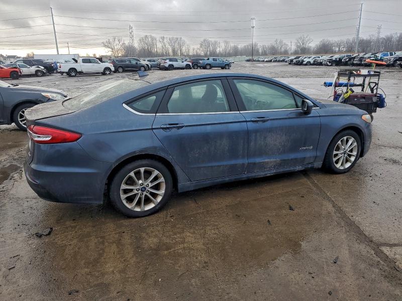 Фото 3 - FORD FUSION