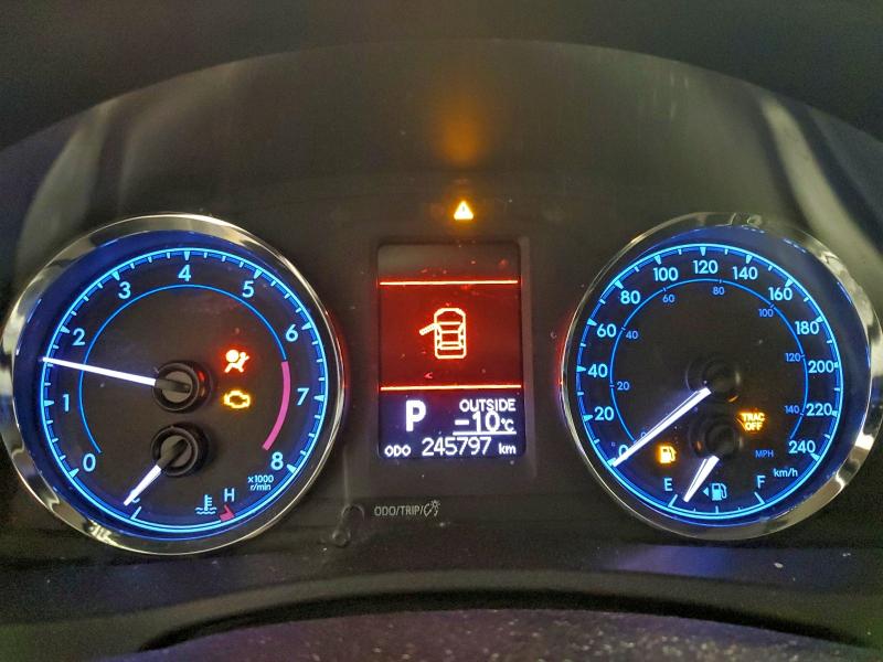 Фото 9 - TOYOTA COROLLA