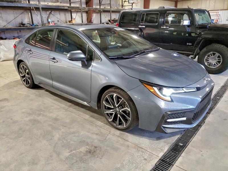 Фото 4 - TOYOTA COROLLA